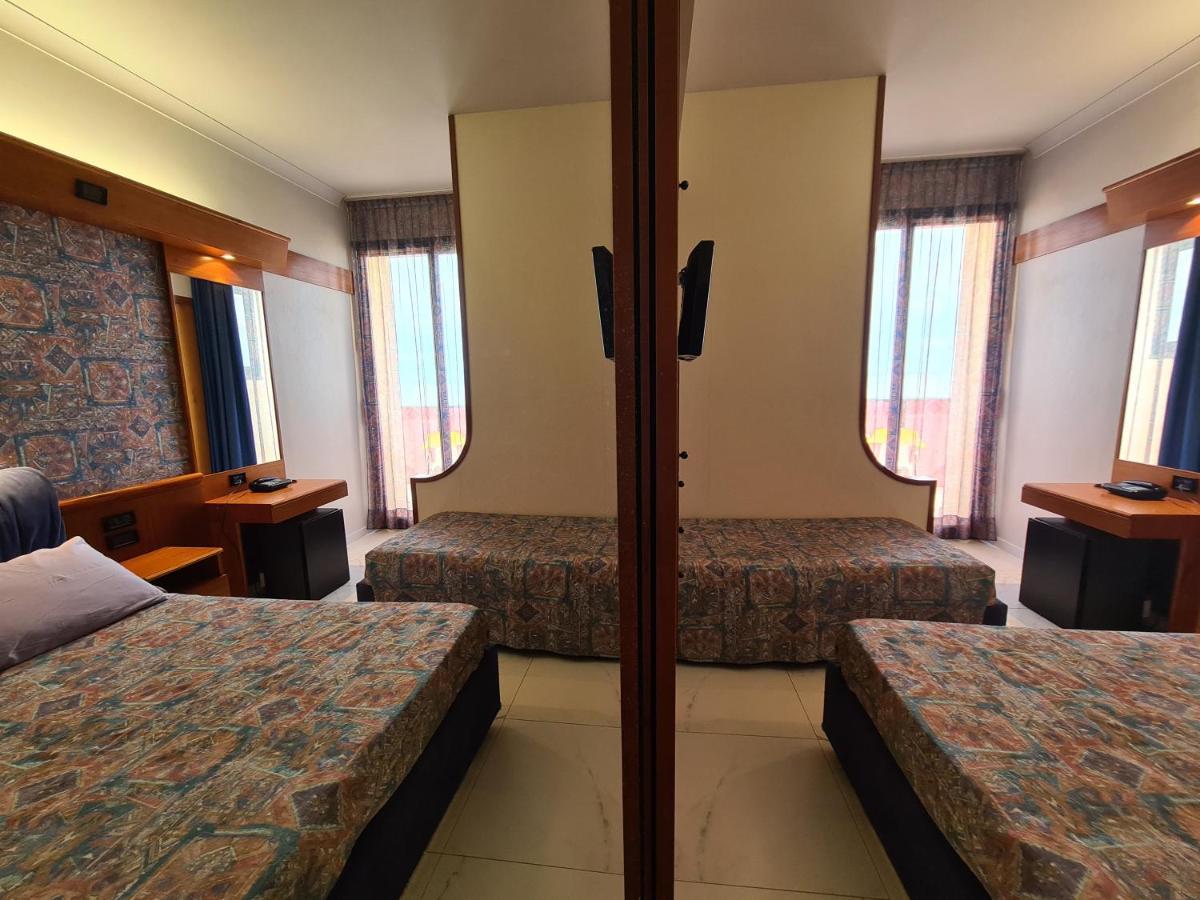 Hotel Sabra Senigallia Esterno foto