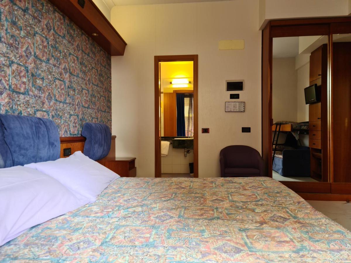Hotel Sabra Senigallia Esterno foto