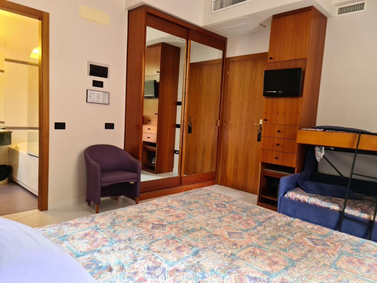Hotel Sabra Senigallia Esterno foto