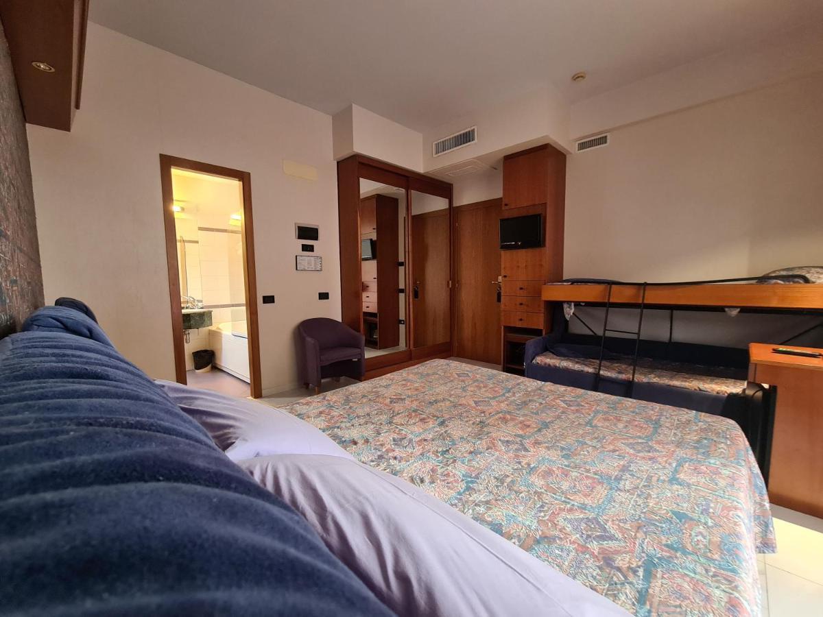 Hotel Sabra Senigallia Esterno foto