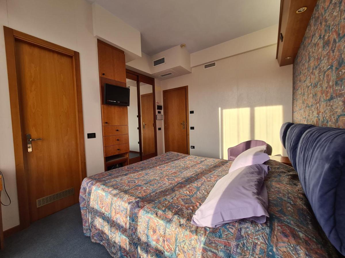 Hotel Sabra Senigallia Esterno foto
