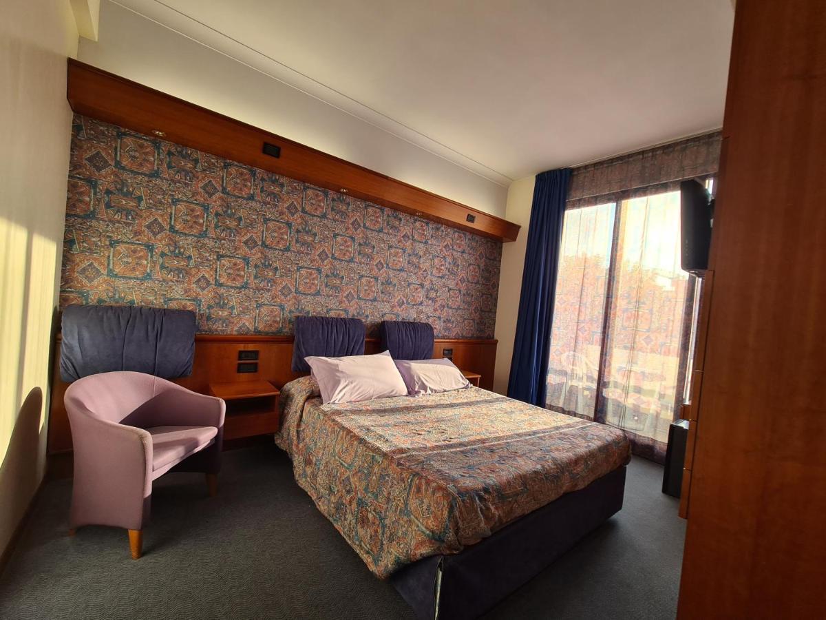 Hotel Sabra Senigallia Esterno foto