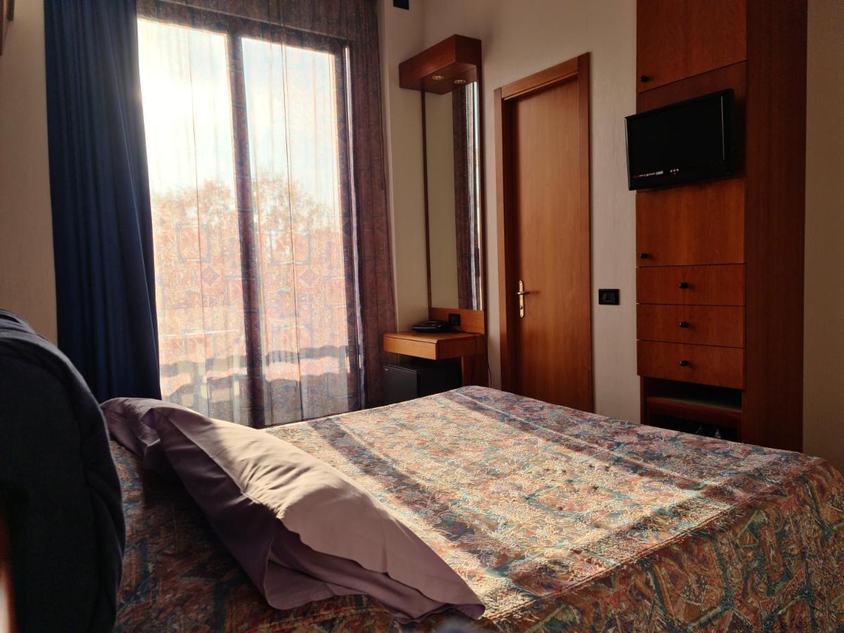 Hotel Sabra Senigallia Esterno foto