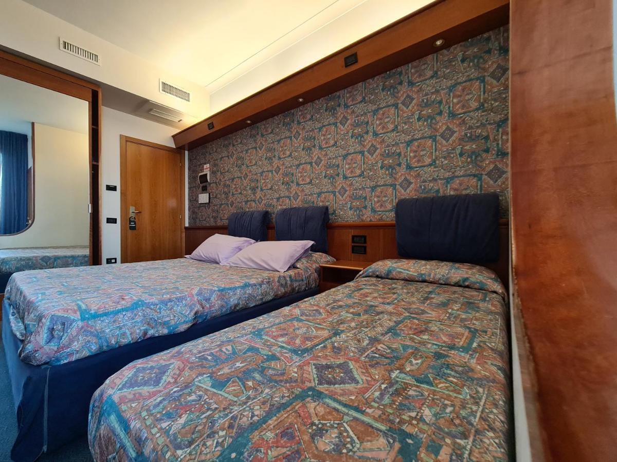 Hotel Sabra Senigallia Esterno foto